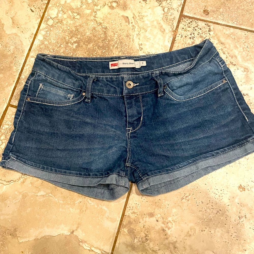 Levi’s women’s shorty short